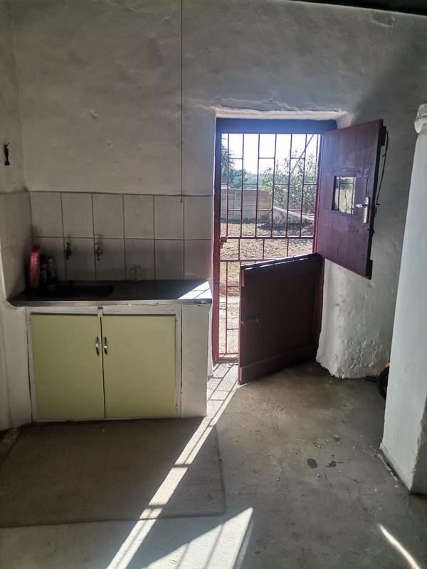 2 Bedroom Property for Sale in Albertinia Western Cape